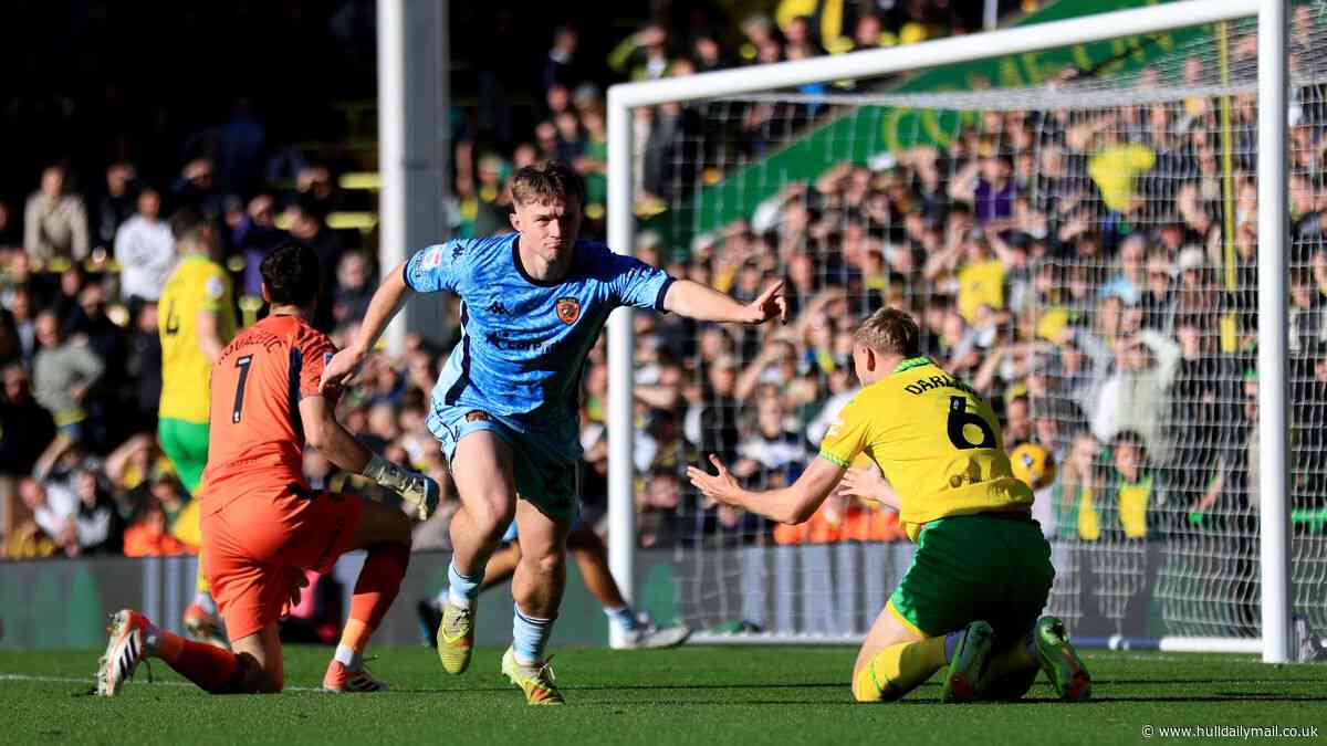 Joe Gelhardt signing from Leeds United is a 'no-brainer' says Hull City legend