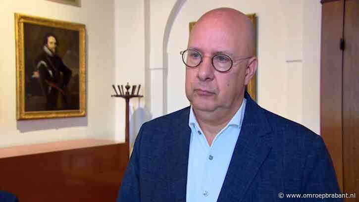 Burgemeester Mikkers verwacht nog meer aanhoudingen na bekladdingen Engelen