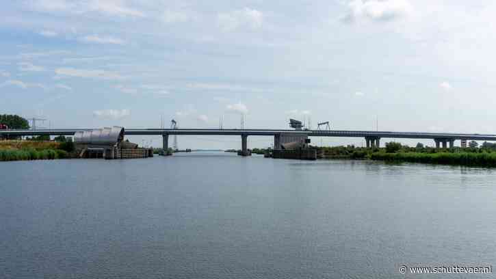 Stroomstoring stremt Ramspolbrug en Eilandbrug bij Kampen