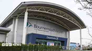 Airport issues warning to passengers over road delays