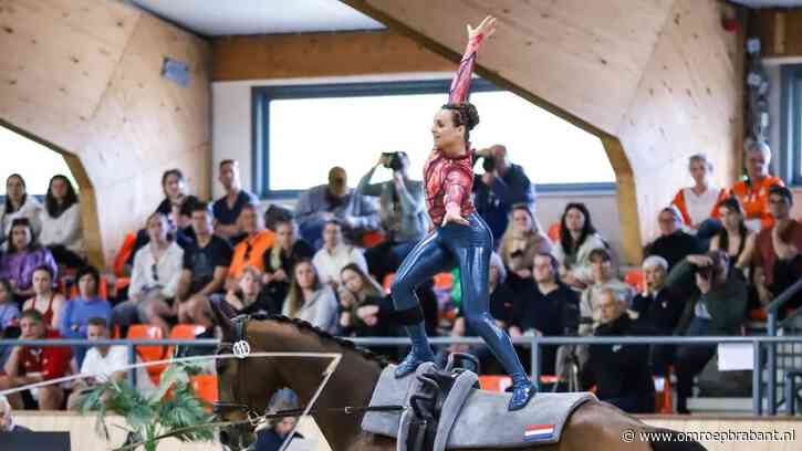 Elle danst op een paard en mag naar het WK: 'Een echte teamprestatie'