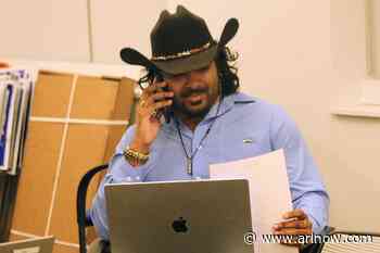 Arlington Democrats hit the phones for tight Texas Senate race