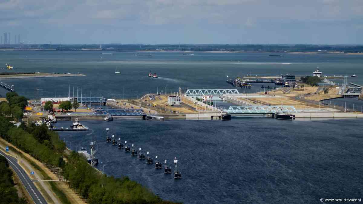 Oostsluis Terneuzen nog vaker gestremd voor scheepvaart