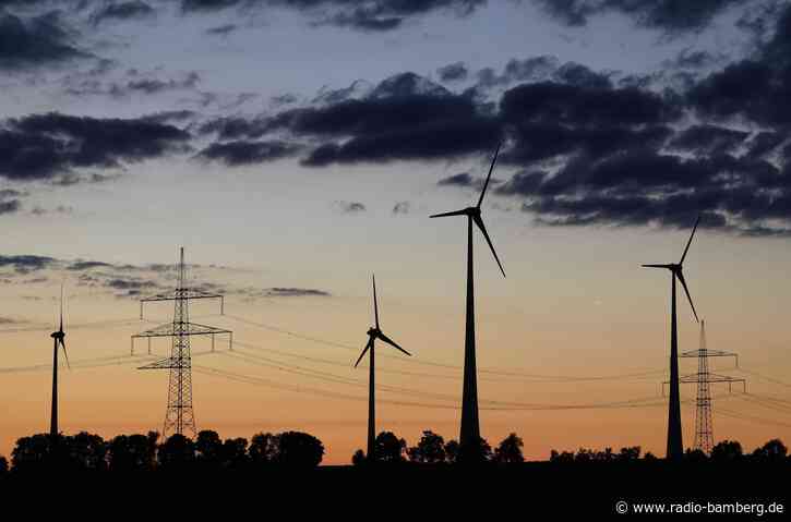 Grüne: Bundespolitik bremst Windkraft in Bayern aus