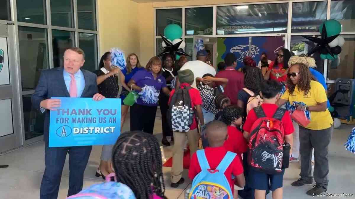 New tech rules, first day excitement greets Pinellas students