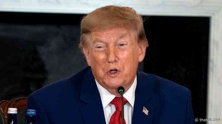 DOJ opinion extends executive privilege to president's communications with private advisers