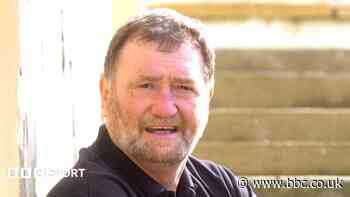 Welsh Sports Hall of Fame honours rugby great Gravell