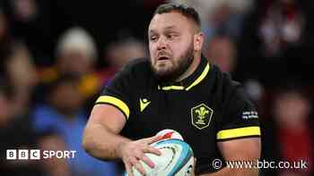 Wales prop O'Connor signs new Scarlets deal