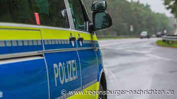 Autofahrer bei Zusammensto? mit Lkw verletzt ? ?ber 30.000 Euro Schaden
