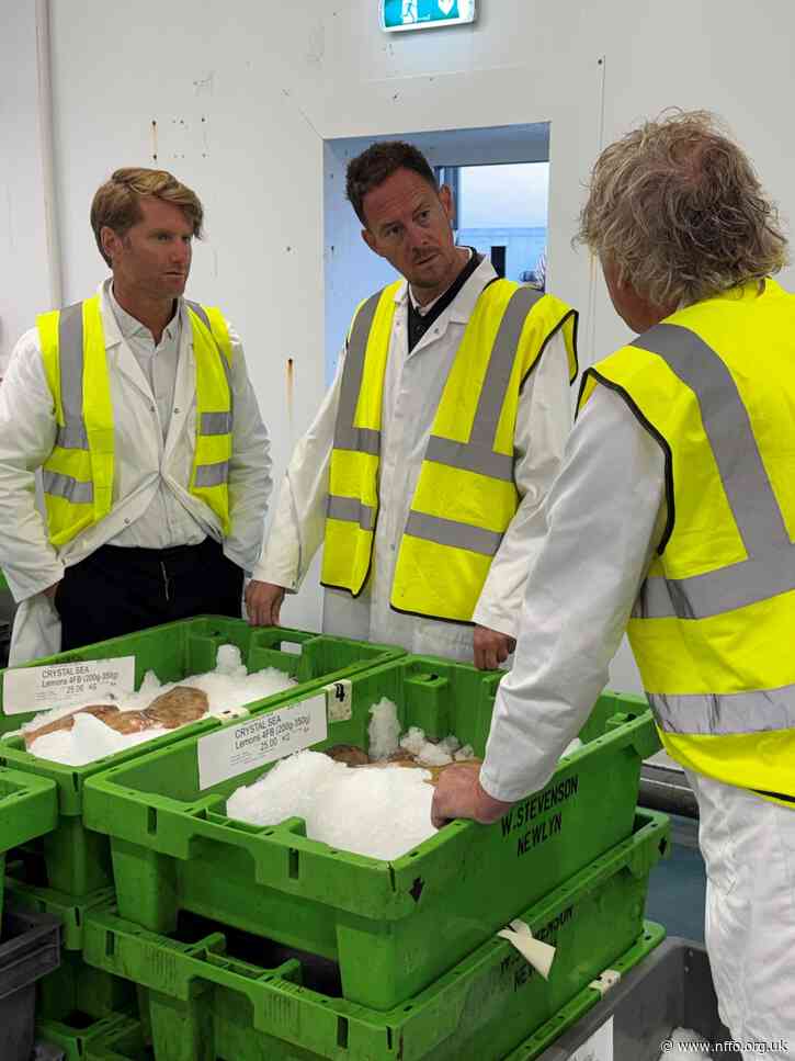 Port Visit for New Minister