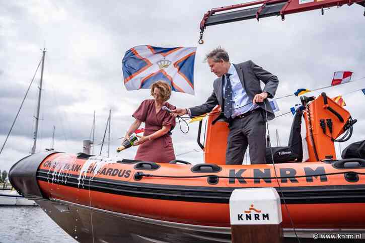 Doop nieuwe reddingboot KNRM station Urk