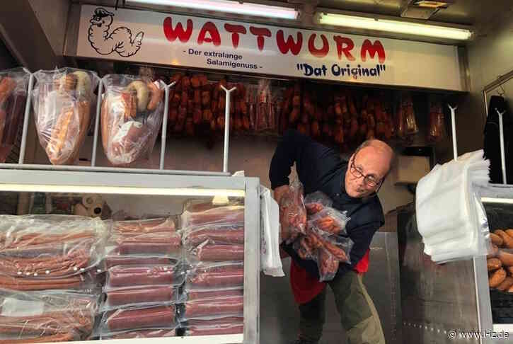 Seit Donnerstag wieder in Leipzig: Gilde der Marktschreier gastiert mit Fischmarkt am Völki