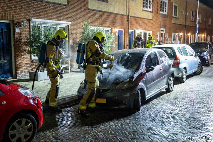 Auto zwaar beschadigd na brand in Slachthuisbuurt, politie sluit brandstichting niet uit