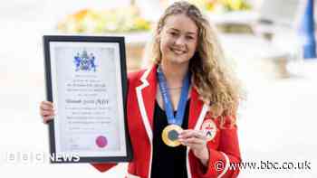 Olympian 'deeply honoured' to receive freedom of borough