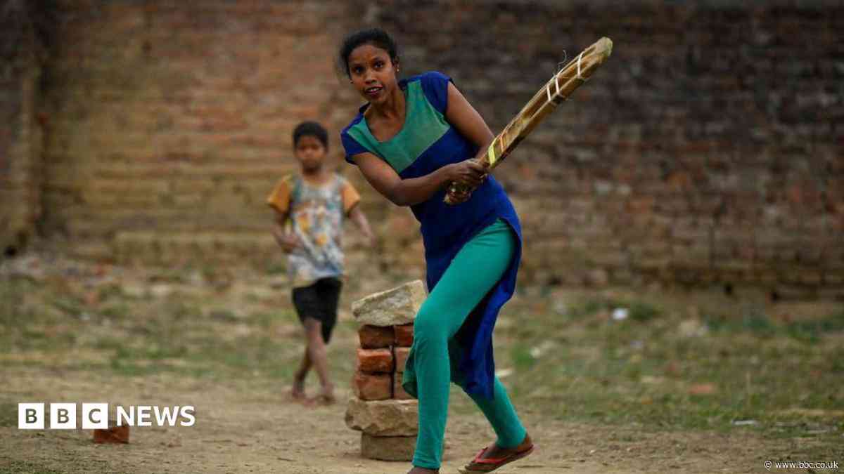 More Indian women play cricket now than in 2020 - BBC study