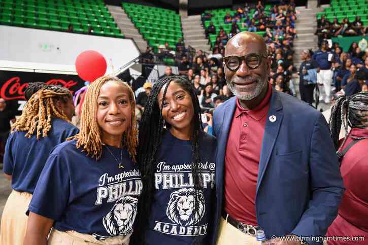 Back to School Institute Welcomes Teachers, Administrators, and Staff Members Ahead of First Day Tomorrow (PHOTOS)