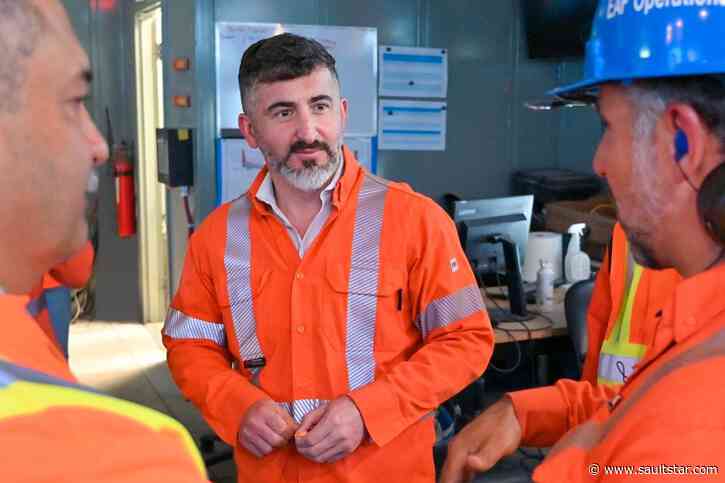 Sault council backs Algoma-Roshel partnership for federal defence contract