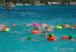 XX Maratón de Aguas de Bacalar reúne a mil 595 nadadores