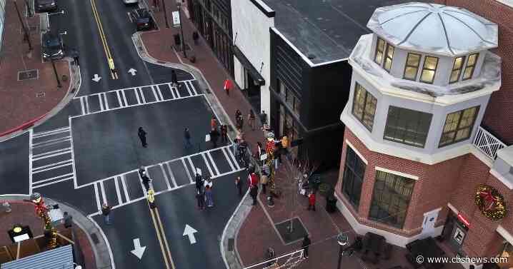 Atlantic Station under new management as Nordstrom Rack and Busy Bee Café move in