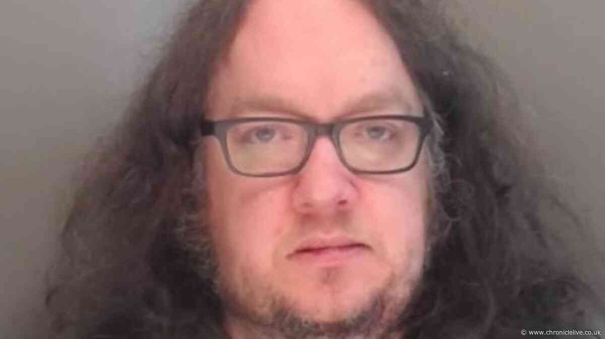 Married North East paedophile said he wanted to sexually abuse child in Airbnb in chats with undercover cop