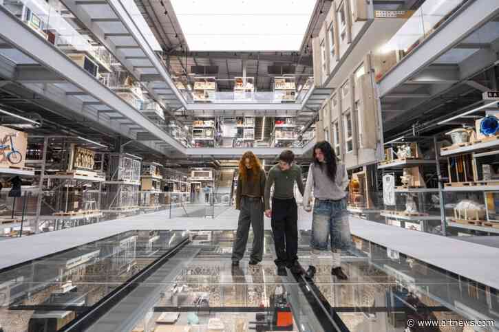 V&A Changes Paid Break Policy as East Storehouse Strike Looms