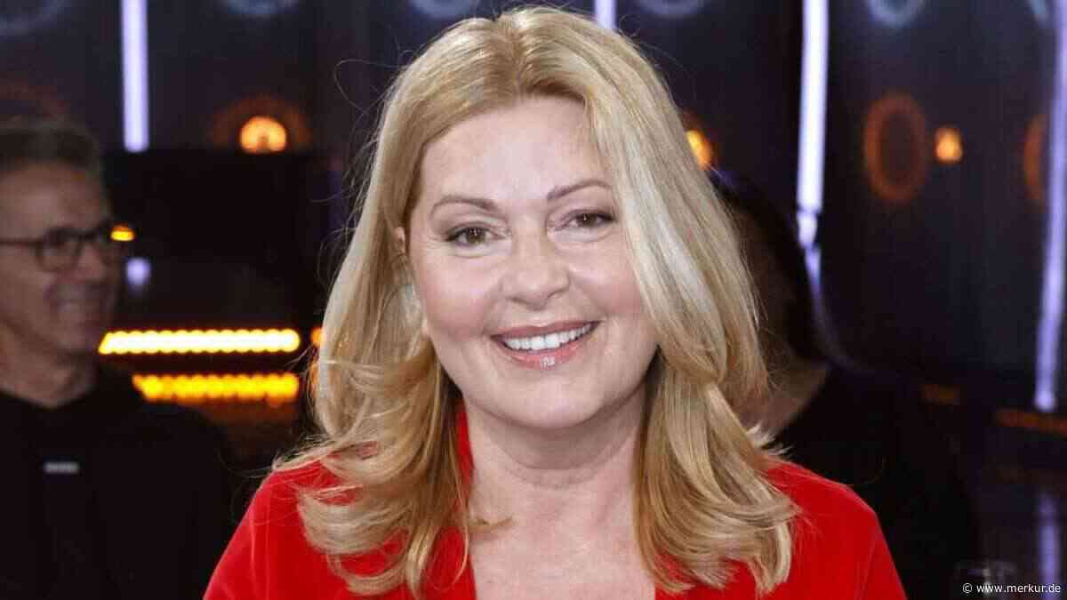Karin Thaler zeigt sich im Badeanzug – wer neben ihr im Pool steht, überrascht die Fans
