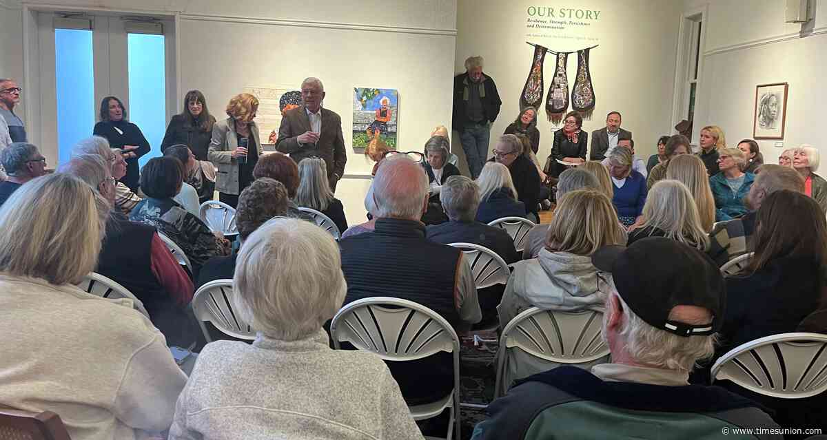 Email raises questions on Stewart's role in preservation policy