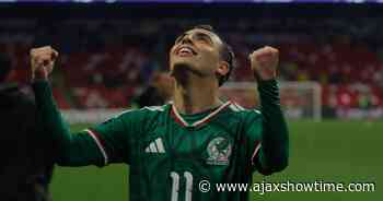 Geruchtenmolen: 'Ajax heeft Mexicaanse rechtsbuiten van Chivas op de radar'