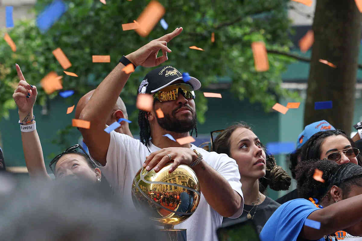 Knicks championship opener vs LeBron's 76ers draws huge ticket prices