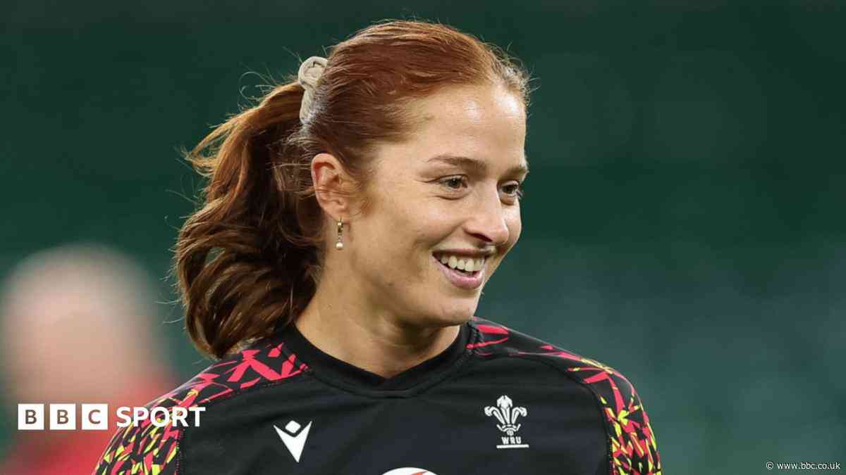 Neumann back in Wales' extended WXV training squad