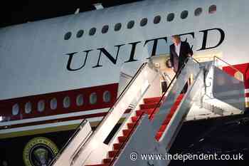 Expendables: Internet explodes over Trump letting journalists and staff serve as decoys for him aboard Air Force One
