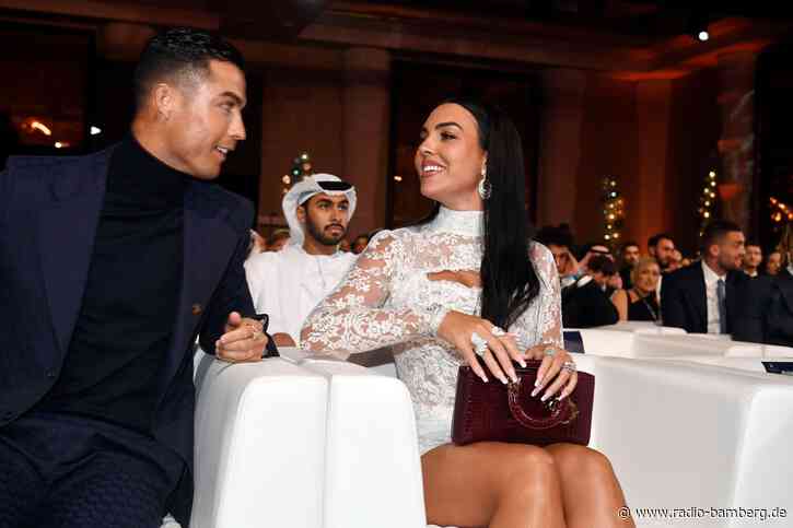 Foto mit Ring: Haben Ronaldo und Rodriguez geheiratet?