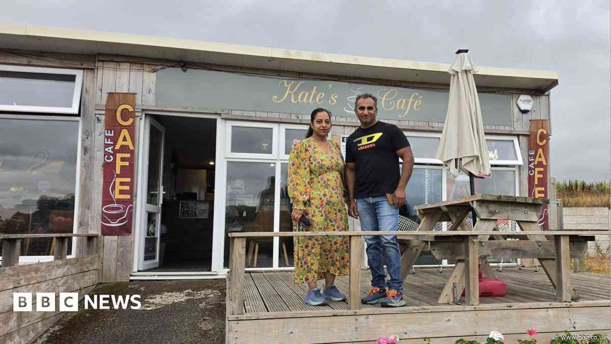 Former NHS nurse opens dementia-friendly cafe
