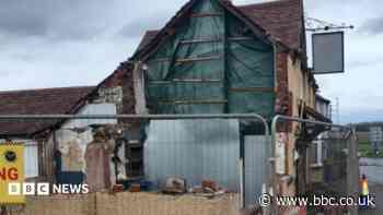 Reopening date revealed for lorry-struck pub