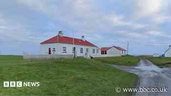 Police appeal after cash stolen from Tiree Post office