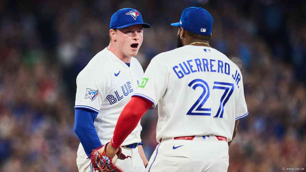 Blue Jays fans still hopeful as team chases wild-card spot