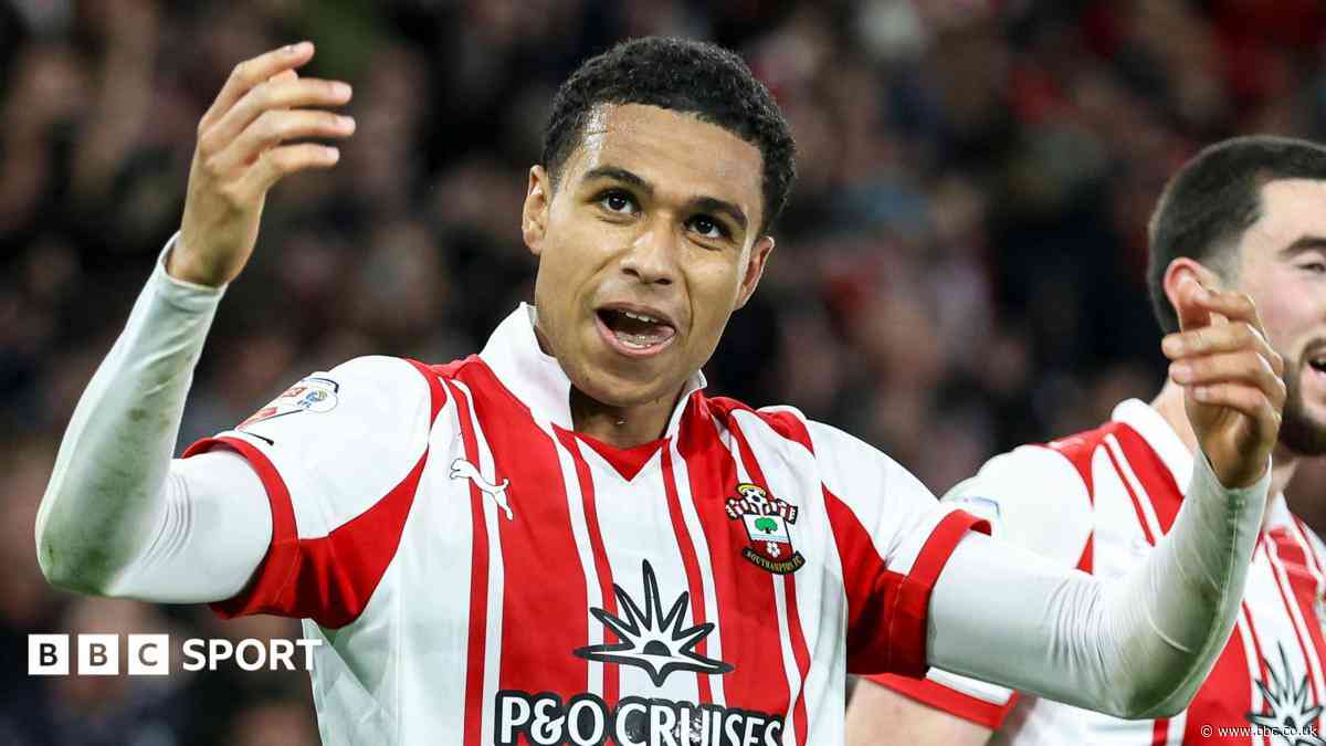 Fulham sign Charles from Southampton for £30m