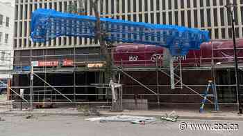 Two men injured in downtown Regina work accident
