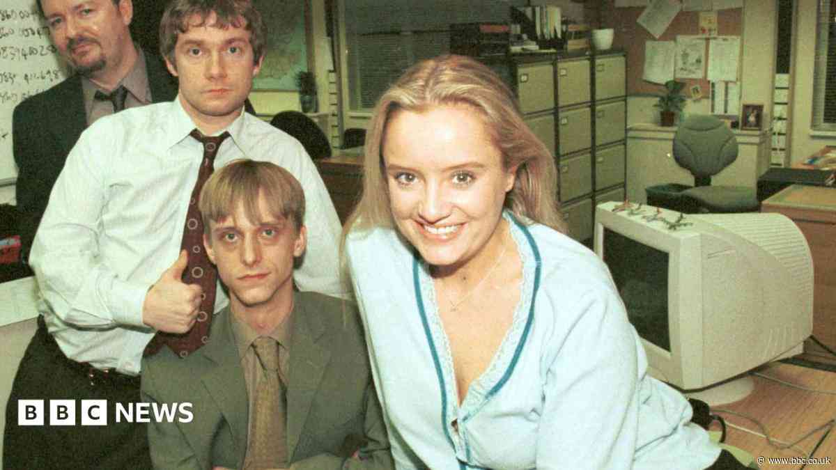 Birmingham-born actress Lucy Davis says she has 'incurable' cancer