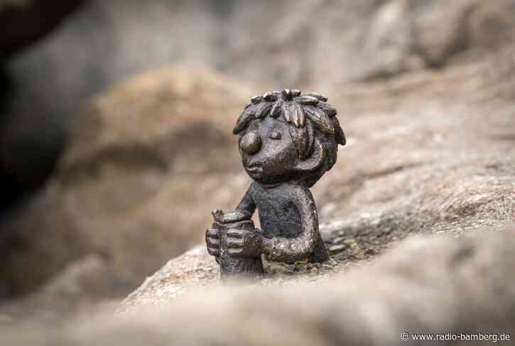 Pumuckl taucht heimlich auf Münchner Brunnen auf