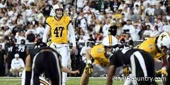 Wyoming Kicker Refines Technique in Bounce-Back Bid