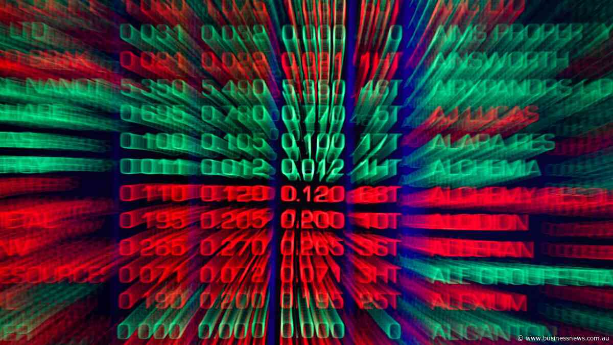 Australian shares fall as investors heed bank warnings