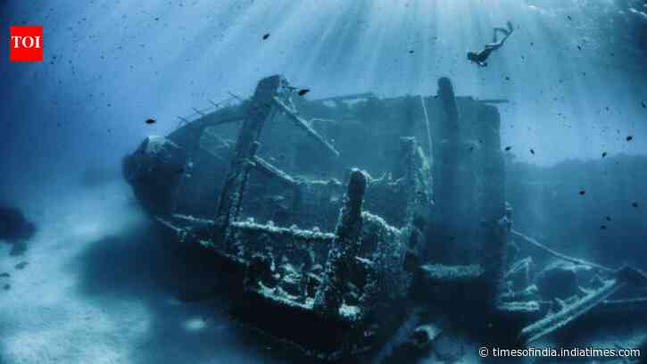 A 1,300-year-old Byzantine shipwreck yielded 600g of gold, hinting at an imperial passenger on board