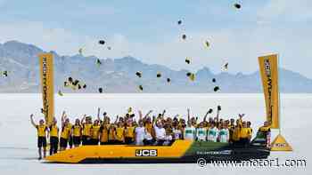 Hydrogen JCB Hydromax Crushes FIA World Record With 406.320 MPH