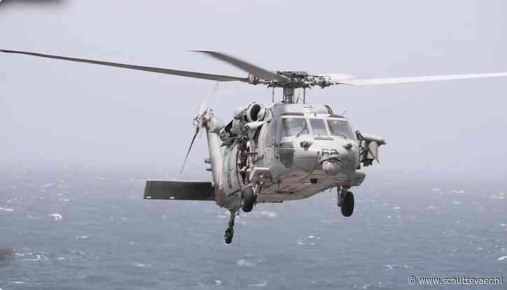 Amerikaanse helikopter vuurt raketten af op vrachtschip bij Straat van Hormuz