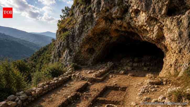 A 12,900-year-old cave in Türkiye reveals a forgotten world of hunter-gatherers and ancient fires