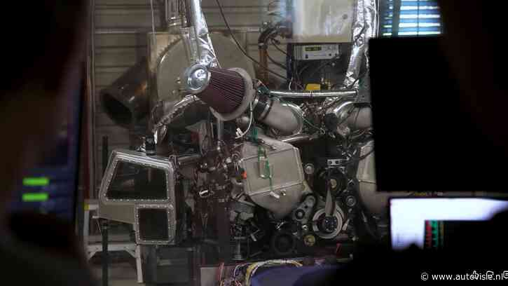 Dit gebeurt er als je de goedkoopste E10-benzine in een 1.000 pk Koenigsegg-motor gooit