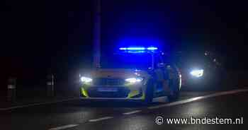 Onbekende bestuurder ramt geparkeerde wagen in Essen en rijdt door