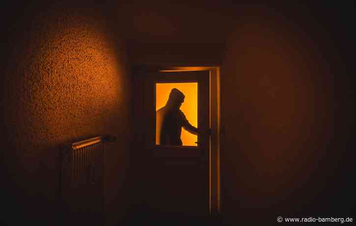 Rätselhafte Einbrüche in Kneipe, Laden und Leichenhaus