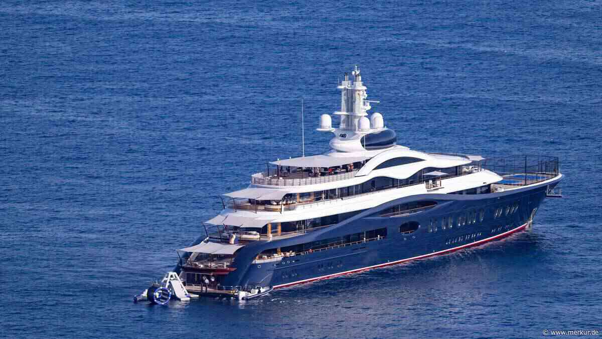 Mark Zuckerbergs Mega-Yacht reagiert nicht auf Hilferuf von Boot in Alaska
